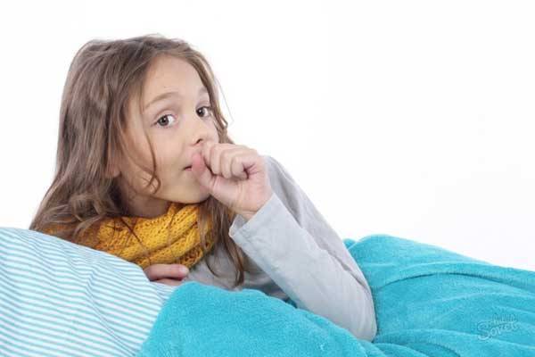 У ребенка не проходит кашель: что делать, если симптом наблюдается 3 недели подряд или месяц после орви, опасность хронизации бронхита